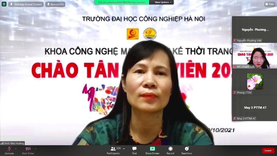 Chương trình Chào Tân sinh viên đại học khóa 16 Khoa Công nghệ May & Thiết kế thời trang