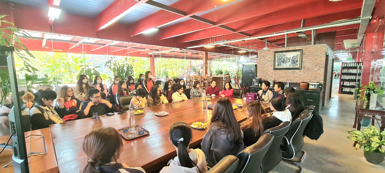 Sinh viên khoa Công nghệ May và Thiết kế thời trang, ĐH Công nghiệp Hà nội tham quan thực tế tại công ty Maxport Limited Vietnam – chi nhánh Nam Định