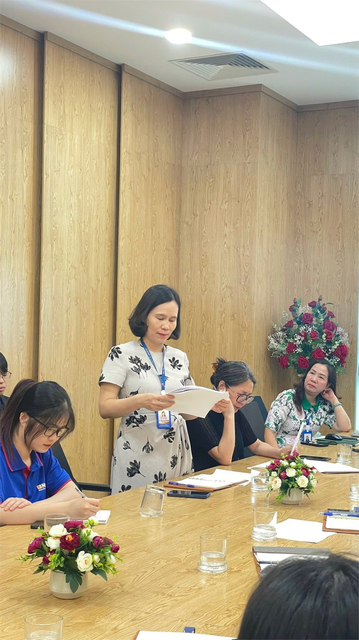 Hội nghị lớp trưởng, bí thư chi đoàn và chủ nhiệm các câu lạc bộ năm học 2024-2025 Khoa Công nghệ May- TKTT – Đại học Công nghiệp Hà Nội
