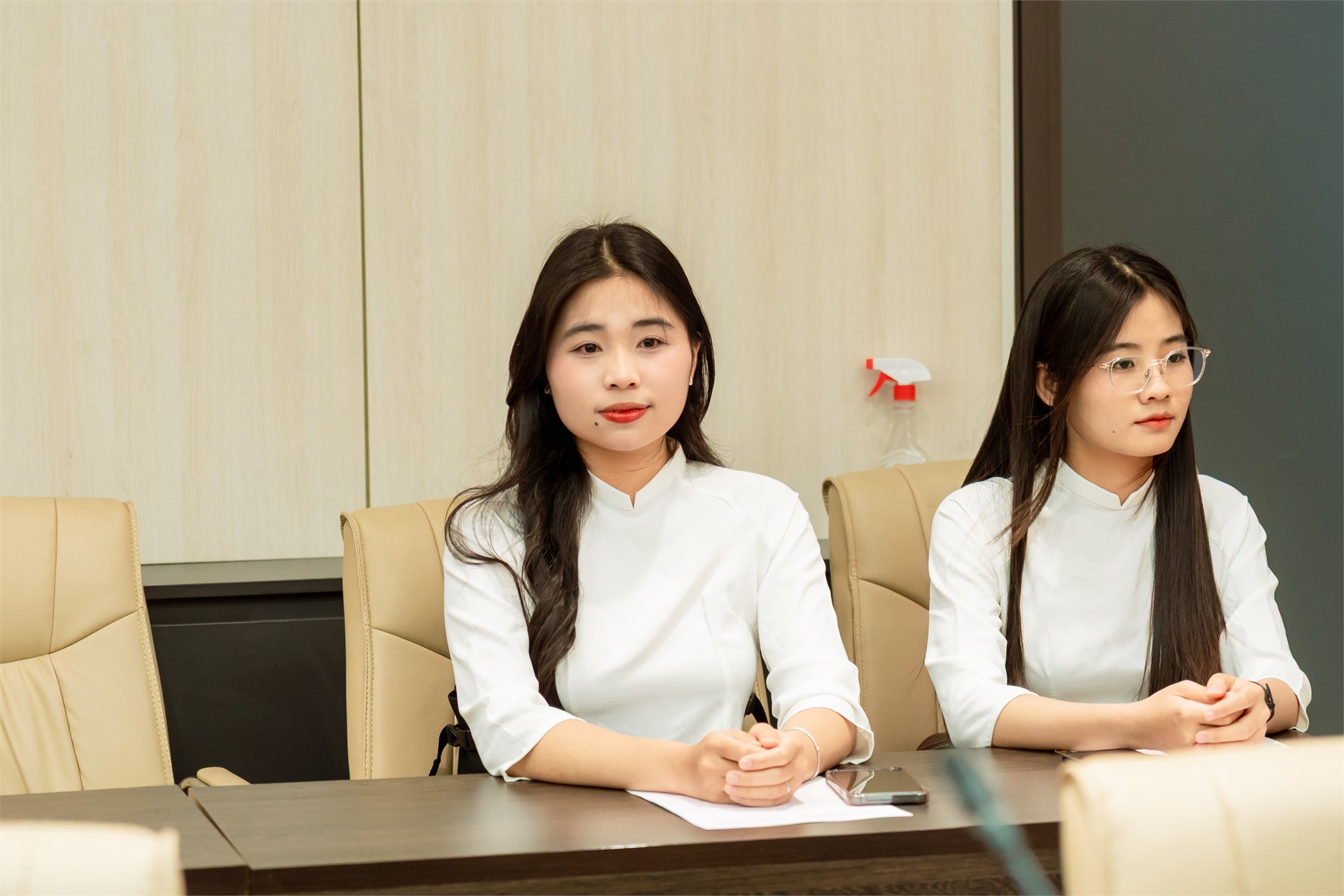 Lễ kết nạp Đảng viên mới – Chi bộ Khoa Công nghệ May &TKTT