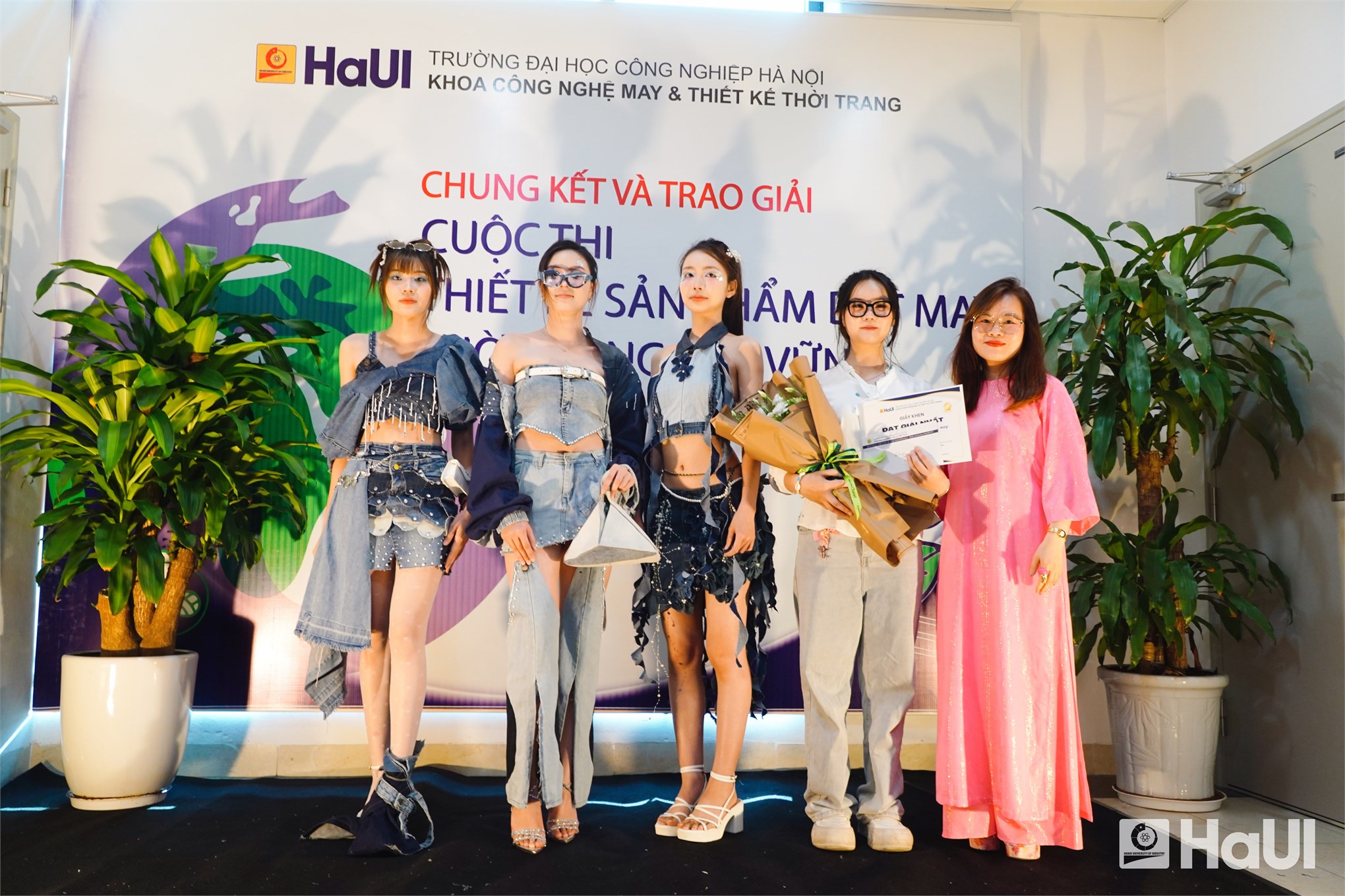 Chung kết và trao giải cuộc thi thiết kế sản phẩm dệt may và thời trang bền vững