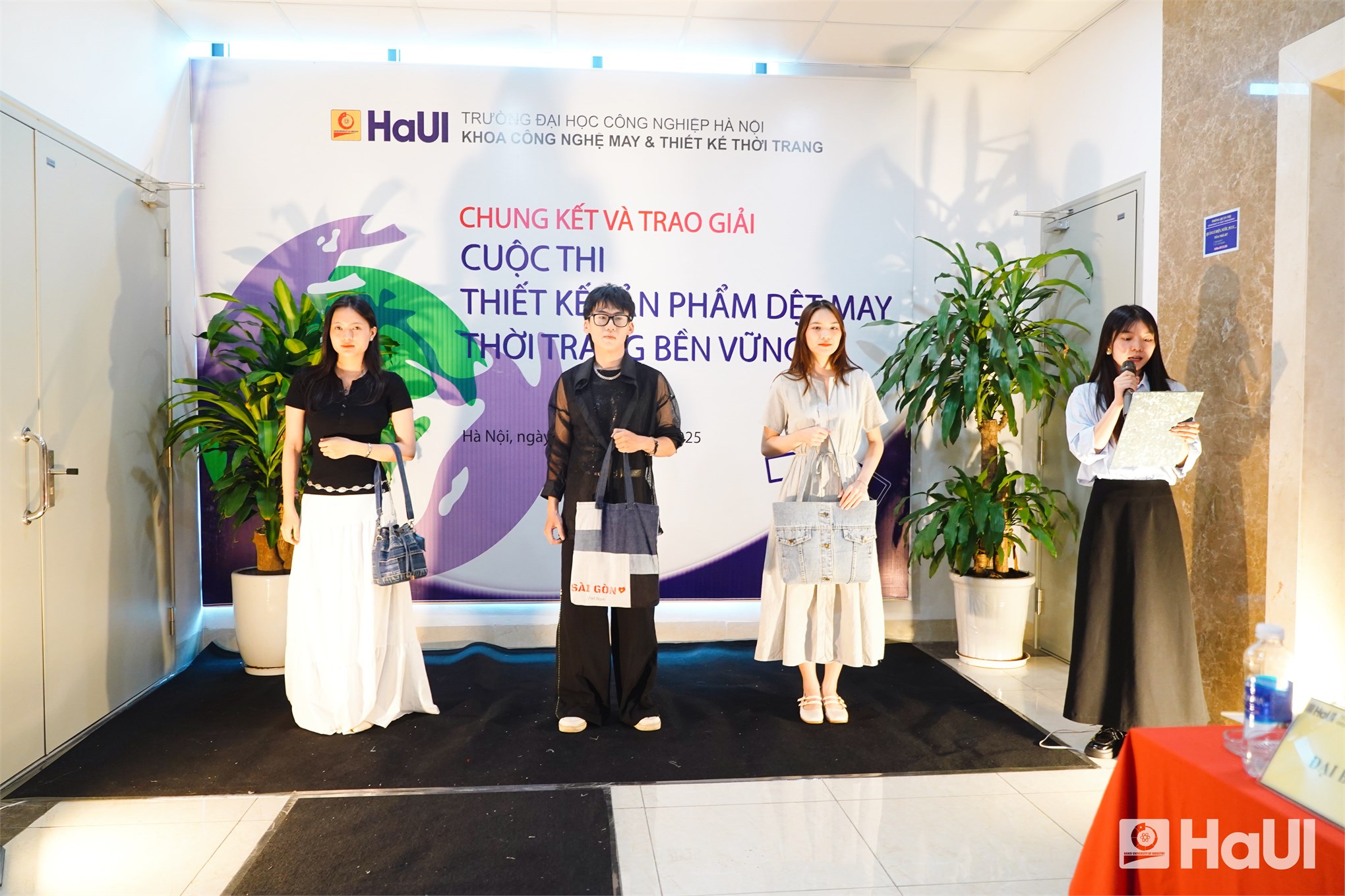 Chung kết và trao giải cuộc thi thiết kế sản phẩm dệt may và thời trang bền vững