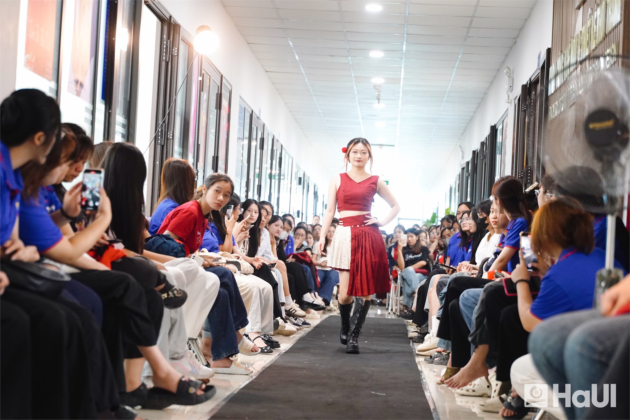 Chung kết và trao giải cuộc thi thiết kế sản phẩm dệt may và thời trang bền vững