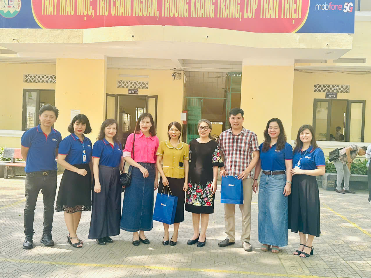 Định hướng, tư vấn hướng nghiệp cho học sinh tại các trường THPT tỉnhThanh Hóa, một hoạt động ý nghĩa của Khoa CN May & Thiết kế Thời trang, trường Đại Học Công nghiệp Hà Nội