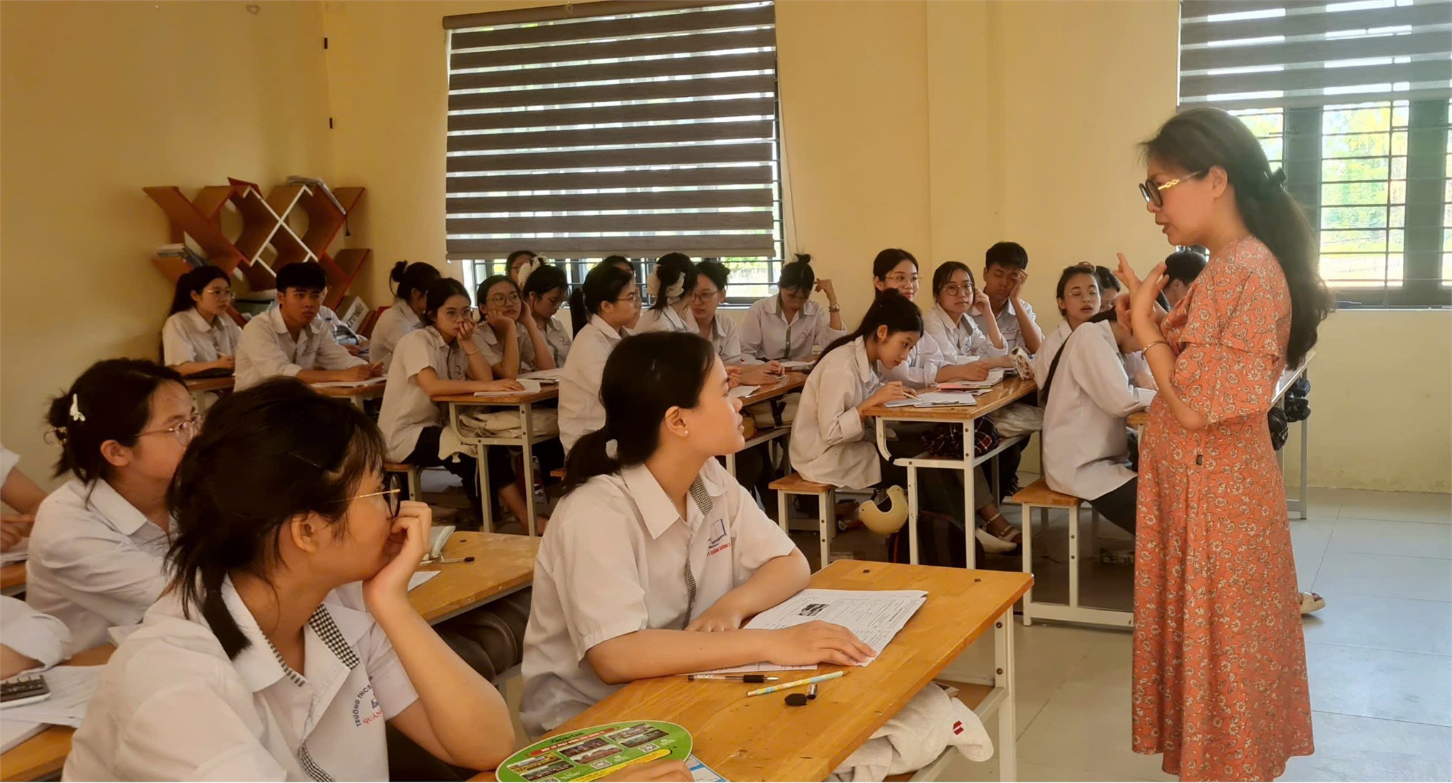 Định hướng, tư vấn hướng nghiệp cho học sinh tại các trường THPT tỉnhThanh Hóa, một hoạt động ý nghĩa của Khoa CN May & Thiết kế Thời trang, trường Đại Học Công nghiệp Hà Nội