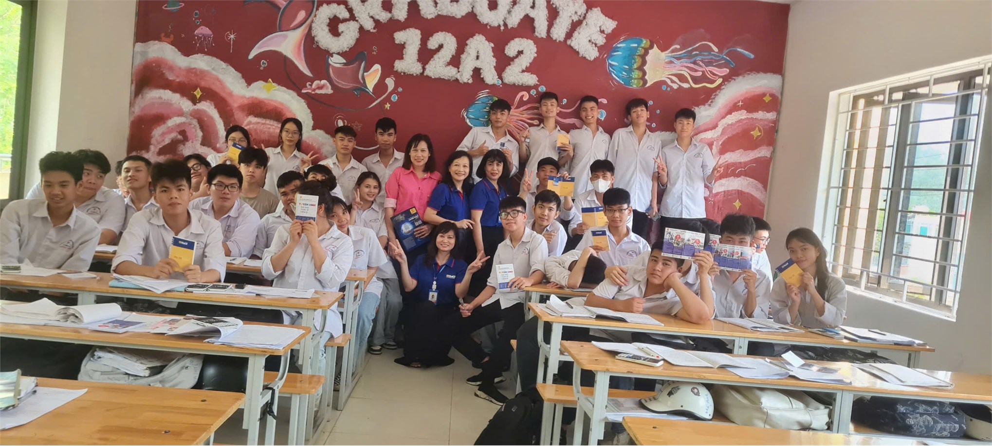 Định hướng, tư vấn hướng nghiệp cho học sinh tại các trường THPT tỉnhThanh Hóa, một hoạt động ý nghĩa của Khoa CN May & Thiết kế Thời trang, trường Đại Học Công nghiệp Hà Nội