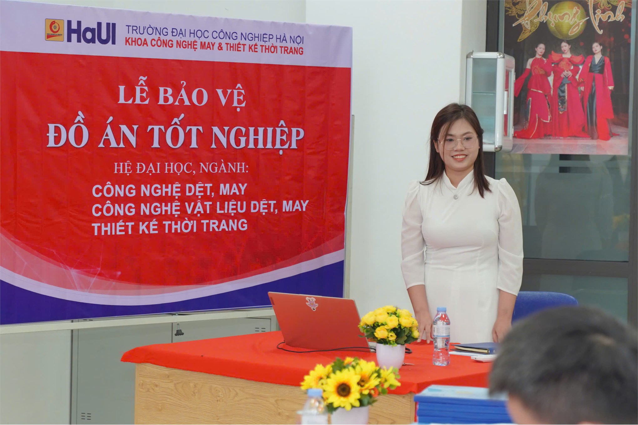Lễ bảo vệ đồ án tốt nghiệp ngành Công nghệ Dệt, May – Hệ Đại học Khóa 16, Khoa Công nghệ May và Thiết kế Thời trang.