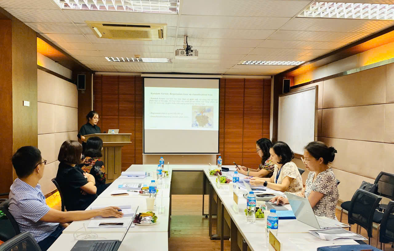 Đề án tốt nghiệp của học viên Khóa 13, ngành Công nghệ dệt, may – Một nghiên cứu ứng dụng công nghệ học máy trong lĩnh vực dệt, may và thời trang