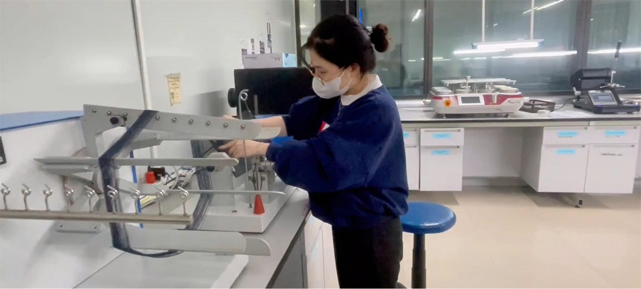 Hoạt động thực tập của sinh viên ngành Công nghệ vật liệu dệt, may – Đại học Công nghiệp Hà Nội tại doanh nghiệp