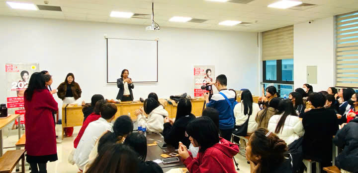 WORKSHOP XU HƯỚNG VÀ ỨNG DỤNG DA TRONG THIẾT KẾ THỜI TRANG