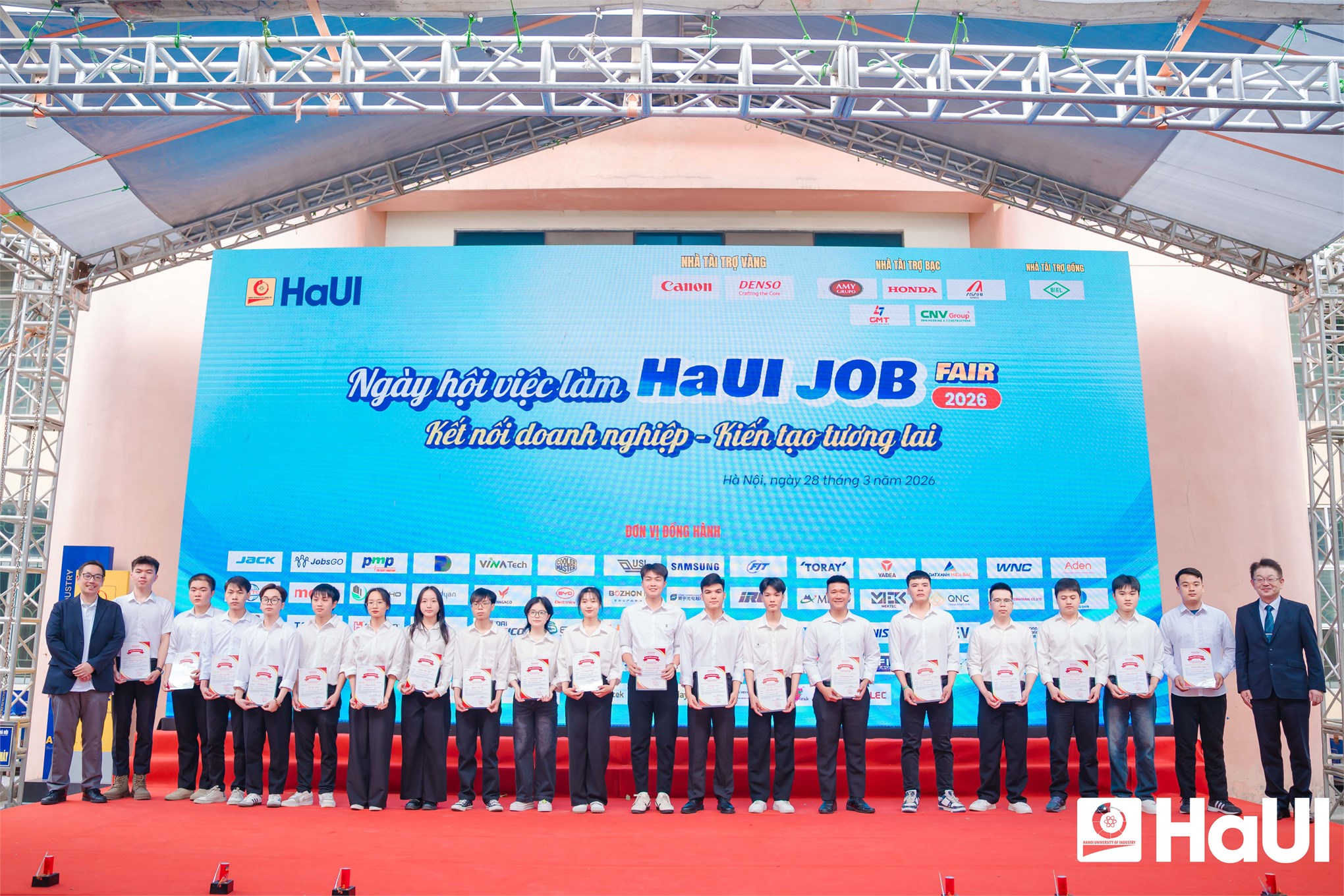 Ngày hội việc làm – Job Fair HaUI 2026: Kết nối doanh nghiệp, kiến tạo tương lai