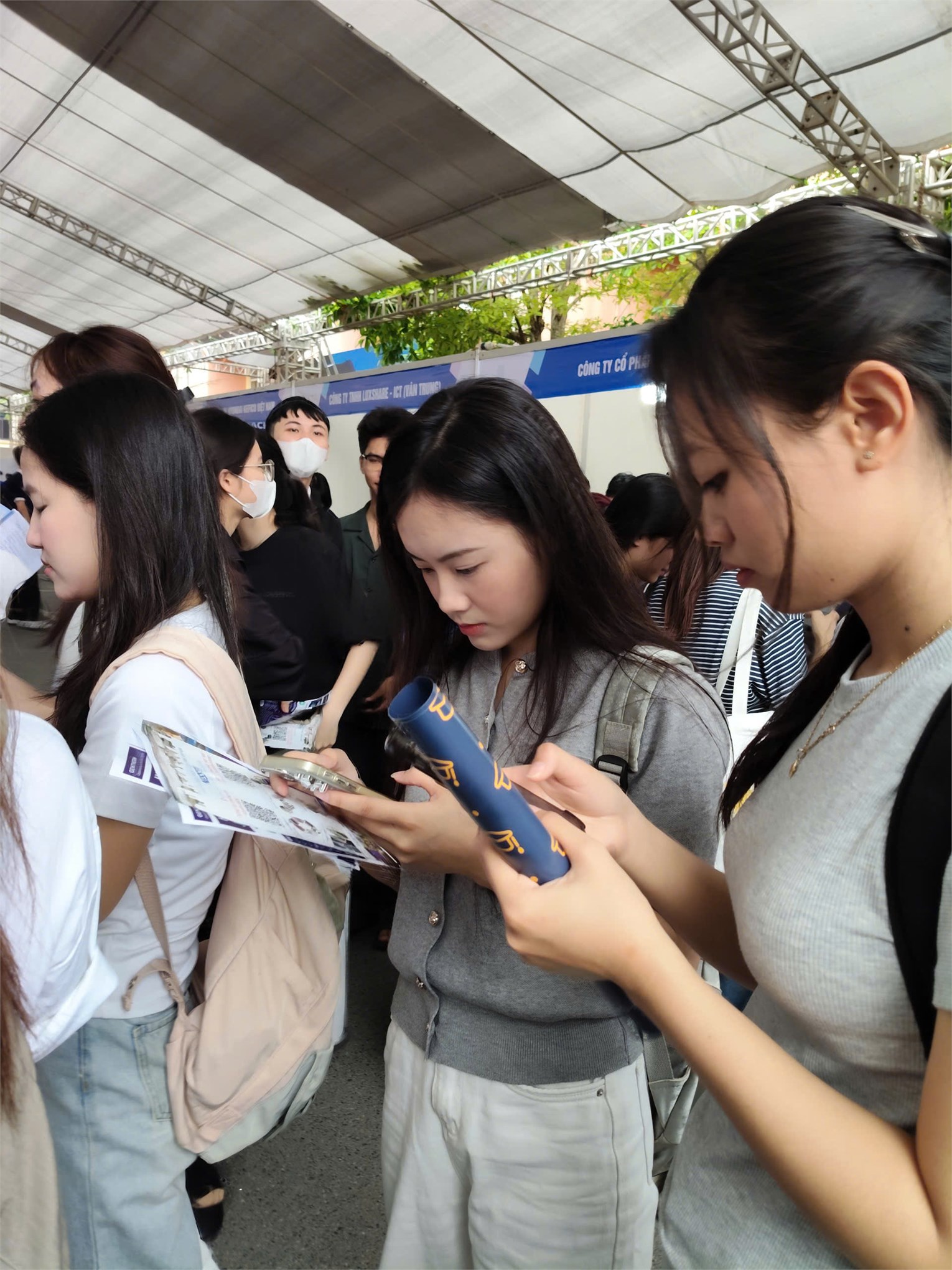 Ngày hội việc làm – Job Fair HaUI 2026: Kết nối doanh nghiệp, kiến tạo tương lai