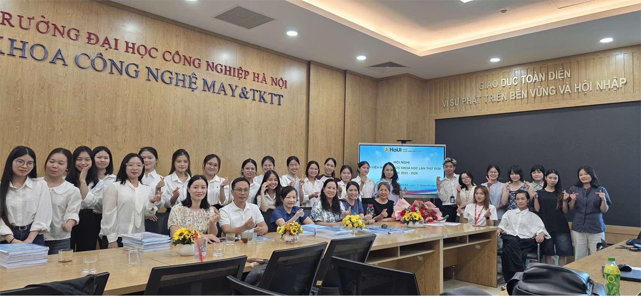 Hội nghị tổng kết Sinh viên nghiên cứu khoa học năm 2026