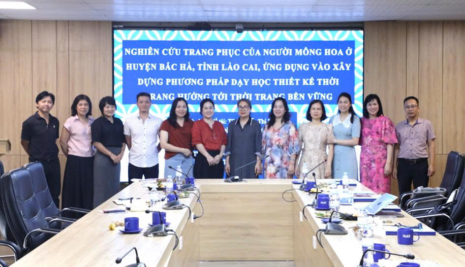 Từ không gian văn hóa giảng đường : Đào tạo thiết kế thời trang thông qua học tập trải nghiệm