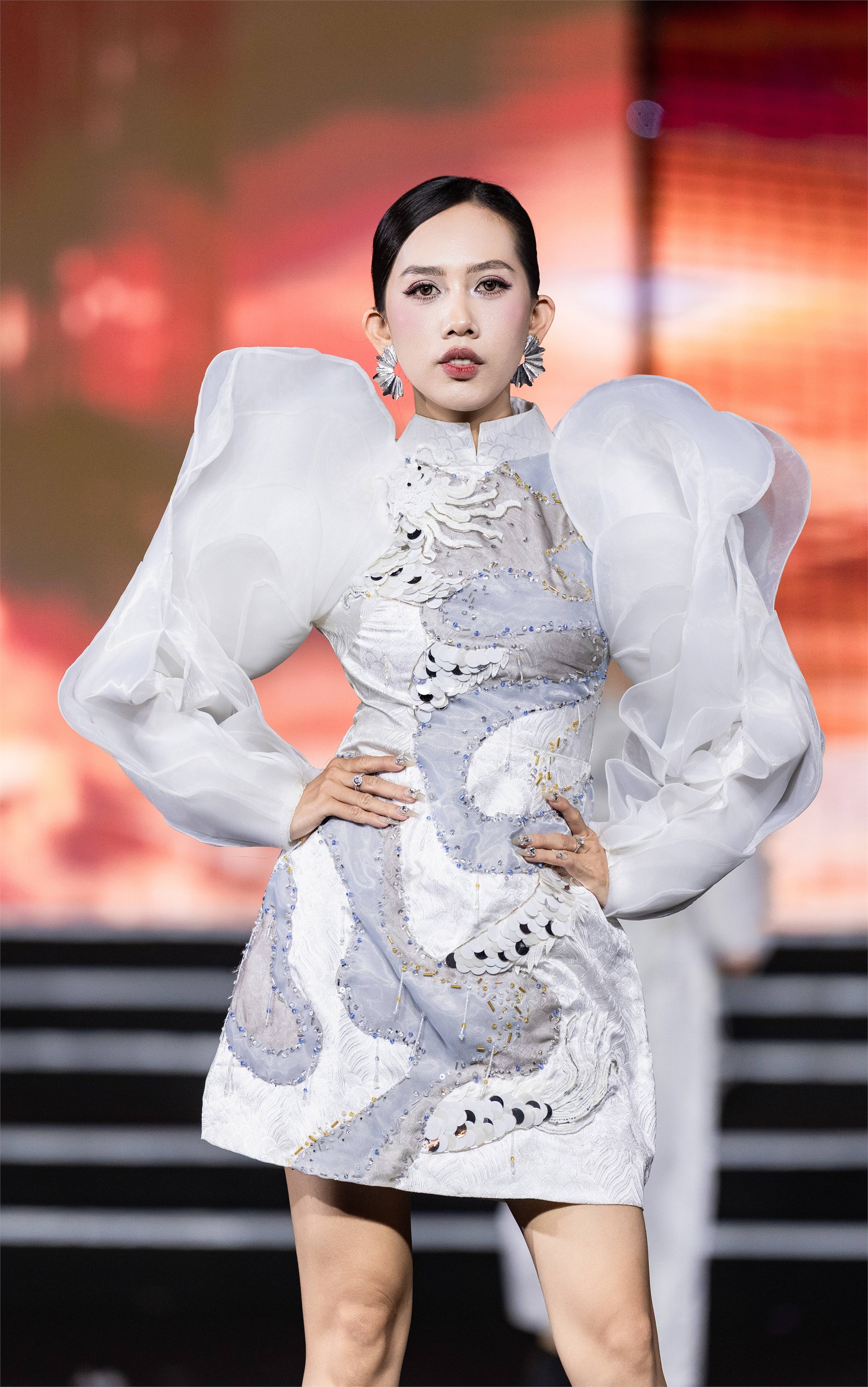 Sinh viên Khoa Công nghệ May & Thiết kế thời trang ghi đấu ấn tại sự kiện thời trang toàn cầu Global Fashion Week All Stars 2026