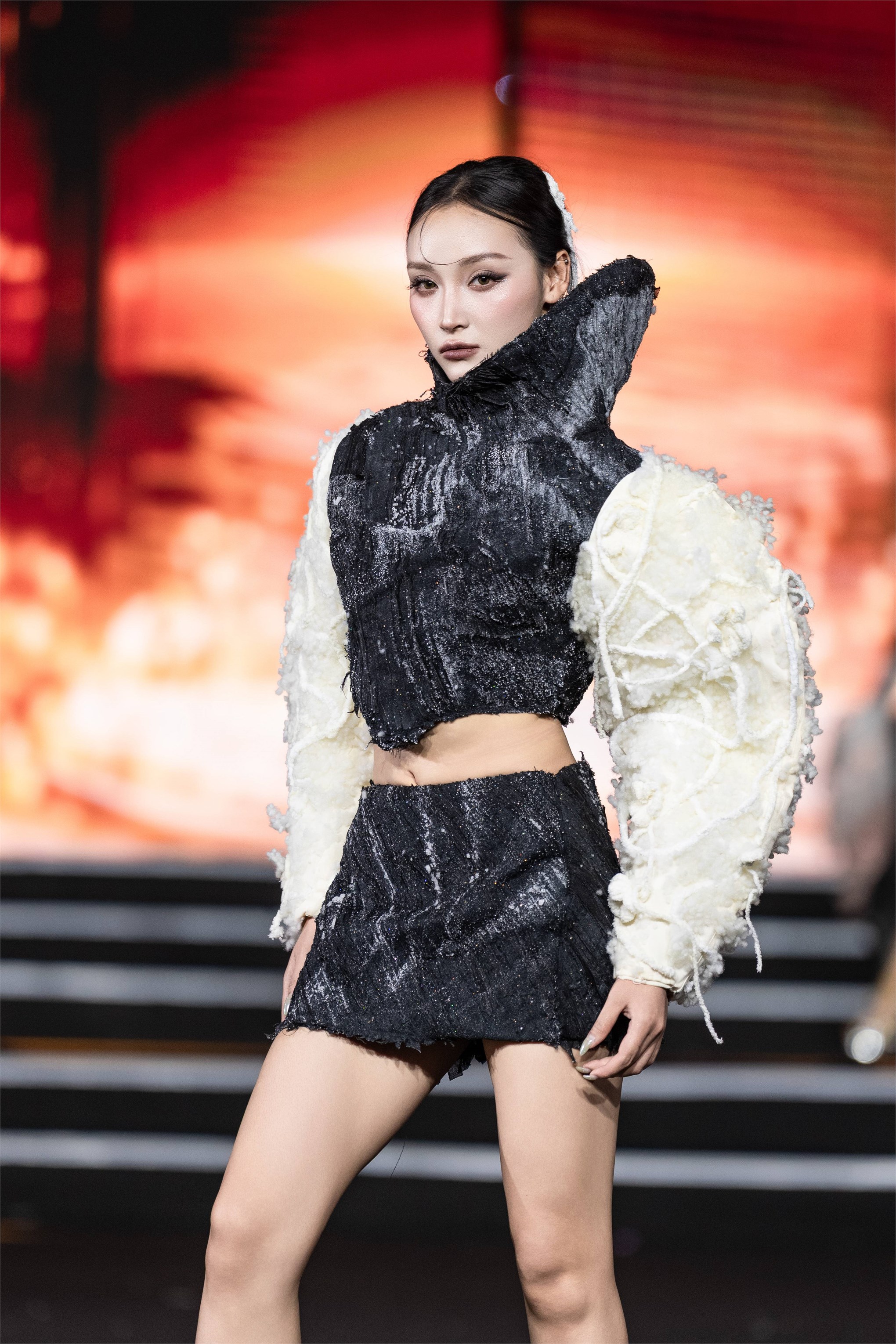 Sinh viên Khoa Công nghệ May & Thiết kế thời trang ghi đấu ấn tại sự kiện thời trang toàn cầu Global Fashion Week All Stars 2026