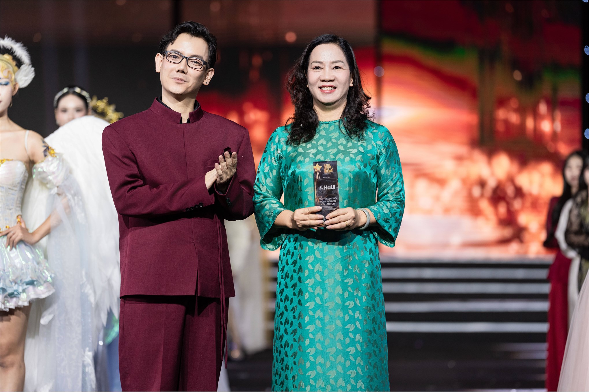 Sinh viên Khoa Công nghệ May & Thiết kế thời trang ghi đấu ấn tại sự kiện thời trang toàn cầu Global Fashion Week All Stars 2026