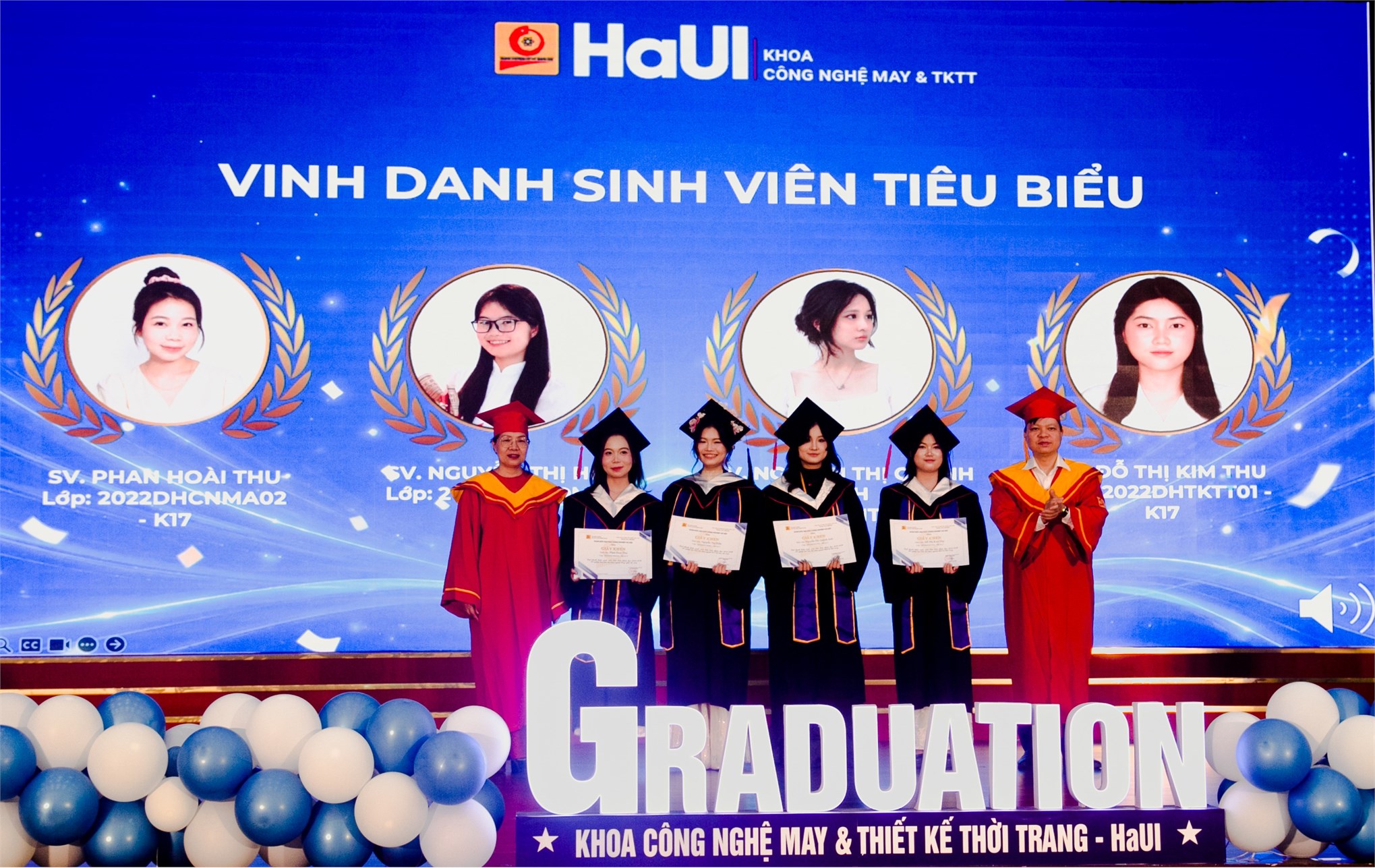 LỄ TỐT NGHIỆP KHOA CÔNG NGHỆ MAY & THIẾT KẾ THỜI TRANG NĂM 2026 - KHÉP LẠI MỘT HÀNH TRÌNH, MỞ RA NHỮNG CHẶNG ĐƯỜNG MỚI