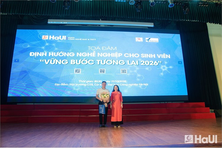 ĐỊNH HƯỚNG NGHỀ NGHIỆP CHO SINH VIÊN K21: VỮNG BƯỚC TƯƠNG LAI