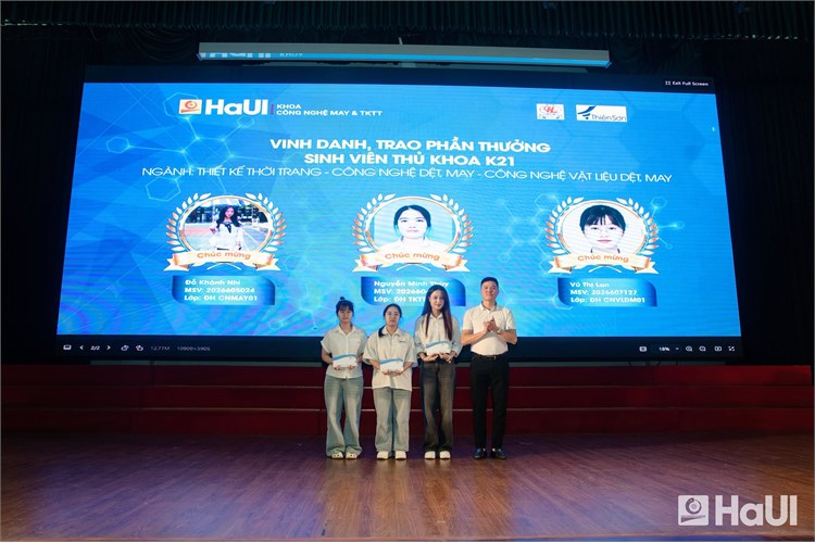 ĐỊNH HƯỚNG NGHỀ NGHIỆP CHO SINH VIÊN K21: VỮNG BƯỚC TƯƠNG LAI